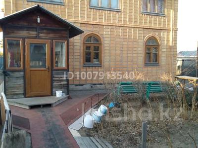 Отдельный дом · 6 комнат · 200 м² · 10 сот., Тулебаева 4 — Республики за 57 млн 〒 в Темиртау