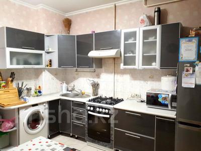 2-бөлмелі пәтер · 57 м² · 1/5 қабат, Мамыр-1 ш/а., бағасы: 39 млн ₸ в Алматы, Ауэзовский р-н