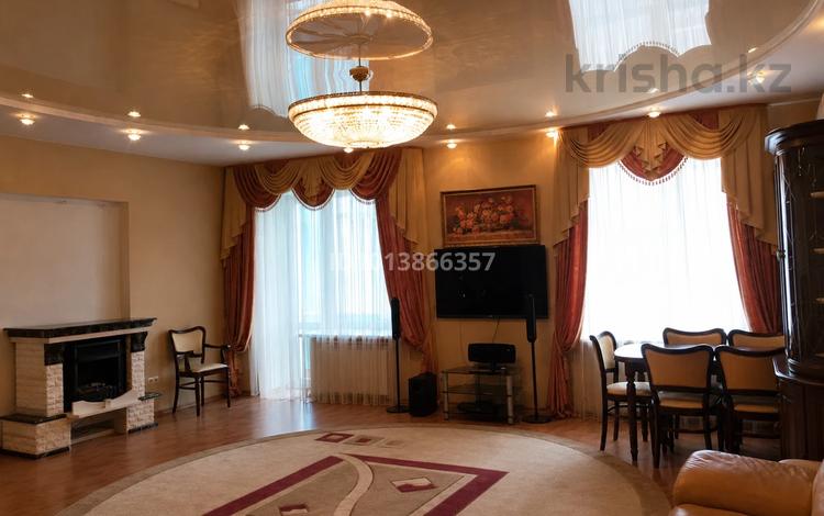 4-комнатная квартира · 170 м² · 4/5 этаж, Ескалиева 303 за 450 000 ₸ в Уральске — фото 31