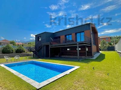 Отдельный дом · 5 комнат · 390 м² · 10 сот., мкр Горный Гигант — Жамакаева за 550 млн 〒 в Алматы, Медеуский р-н