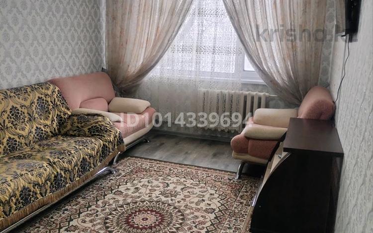 1-комнатная квартира · 35 м² · 3/5 этаж, Маметова 48 за 8 000 ₸ в Уральске — фото 2