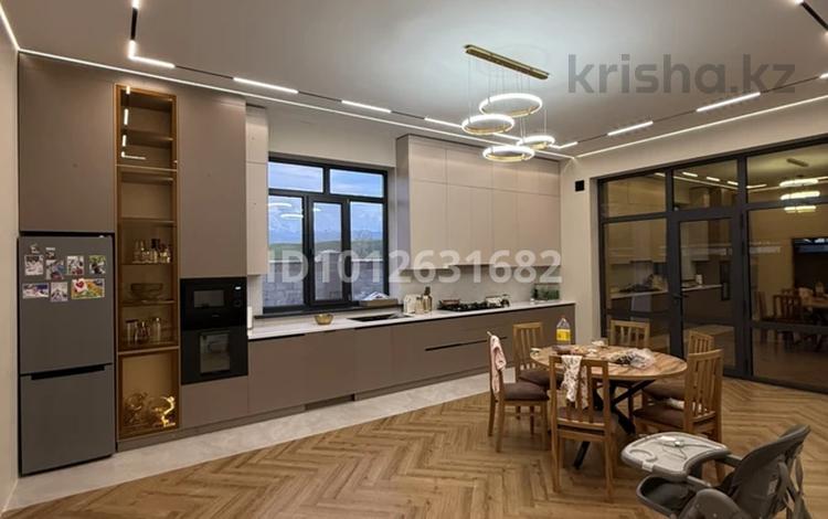 Отдельный дом · 5 комнат · 250 м² · 6.5 сот., 18 квартал 340/8 — Баня Ак булак за 69.5 млн ₸ в Каскелене — фото 2