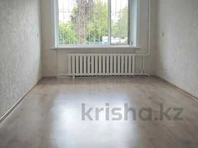 3-бөлмелі пәтер · 55 м² · 1/5 қабат, Бостандыкская — Центр, бағасы: ~ 24.3 млн ₸ в Петропавловске