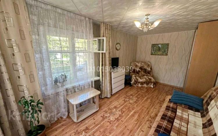 2-бөлмелі пәтер · 42 м² · 1/5 қабат, Казахстан 98, бағасы: 14.5 млн ₸ в Усть-Каменогорске — фото 2