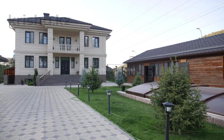 Отдельный дом · 8 комнат · 420 м² · 10.5 сот., мкр Нурлытау (Энергетик) за 499 млн ₸ в Алматы, Бостандыкский р-н — фото 2