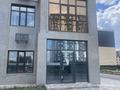 Свободное назначение, офисы, магазины и бутики, склады, общепит, салоны красоты, медцентры и аптеки, образование, развлечения, конференц-залы, кабинеты и рабочие места, студии · 100 м² за 500 000 ₸ в Караганде, Казыбек би р-н