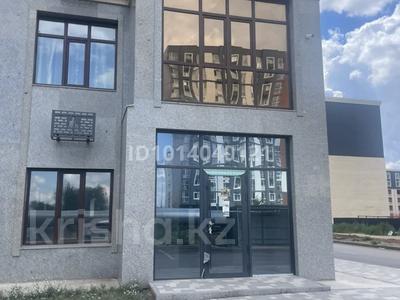 Свободное назначение, офисы, магазины и бутики, склады, общепит, салоны красоты, медцентры и аптеки, образование, развлечения, конференц-залы, кабинеты и рабочие места, студии · 100 м² за 500 000 ₸ в Караганде, Казыбек би р-н