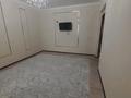 3-бөлмелі пәтер · 60 м², Жаппасбай батыр 78 — Горбатый мостқа арқасын беріп тұрған үй, бағасы: 17 млн ₸ в  — фото 2