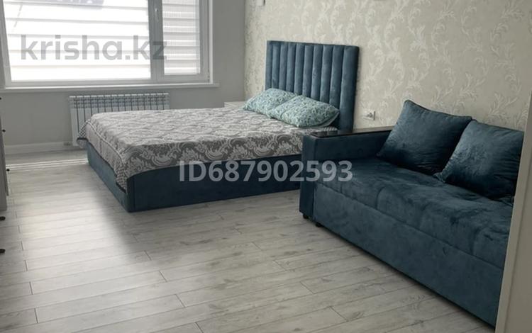 1-комнатная квартира · 50 м² · 11/16 этаж, К. Толеметова 160 — Тулеметова/Казиева за 300 000 〒 в Шымкенте, Абайский р-н — фото 2