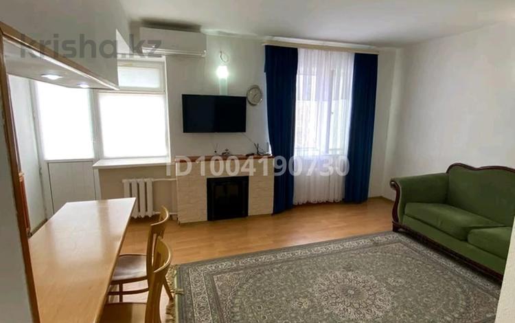 1-бөлмелі пәтер · 30 м² · 5/5 қабат, Курмангазы 5, бағасы: 3 000 ₸ в Атырау, мкр Авангард-2 — фото 2