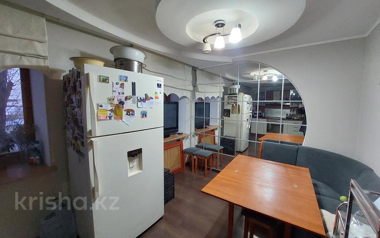 4-комнатная квартира · 110 м² · 3/5 этаж, мкр Новый Город 51 за 33 млн ₸ в Караганде, Казыбек би р-н — фото 2