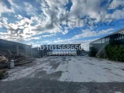 Свободное назначение, офисы, магазины и бутики, склады · 800 м² за 130 млн ₸ в Шымкенте, Каратауский р-н