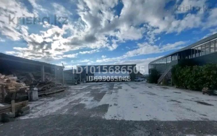Свободное назначение, офисы, магазины и бутики, склады · 800 м² за 130 млн ₸ в Шымкенте, Каратауский р-н — фото 2