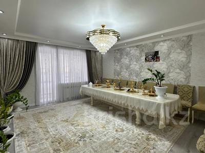 4-комнатная квартира · 145 м² · 2/9 этаж, Алтын орда за 53.5 млн 〒 в Актобе
