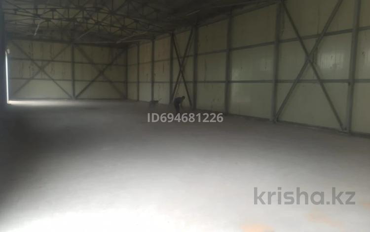 Өнеркәсіптік база · 1 га, Учетный квартал 060 строение 711 — Керуен Казфарм, бағасы: 5 000 ₸ в  — фото 2
