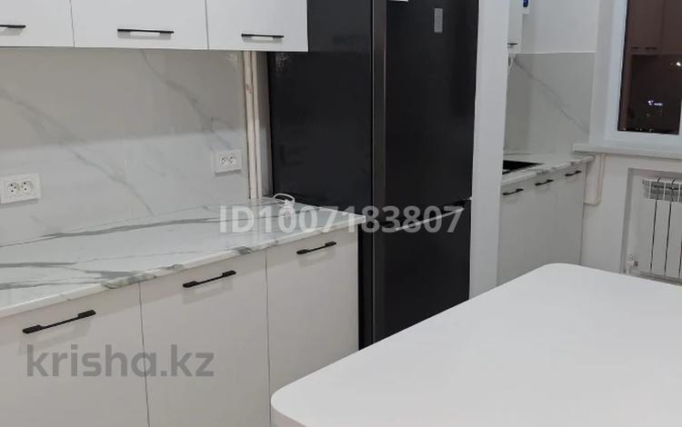 2-бөлмелі пәтер · 56 м² · 4/5 қабат, Север ш/а 10, бағасы: 200 000 ₸ в Шымкенте, Аль-Фарабийский р-н — фото 9