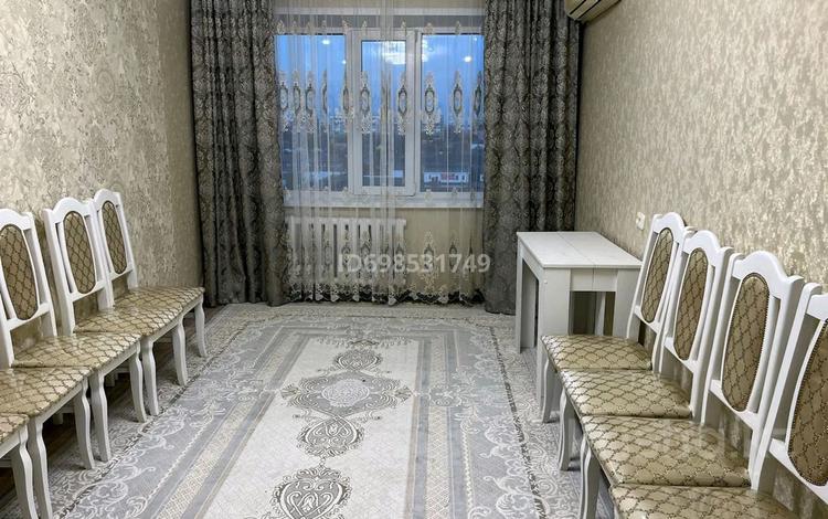 3-комнатная квартира · 63 м² · 8 этаж, Ларина 8/1 за 23 млн ₸ в Уральске — фото 2