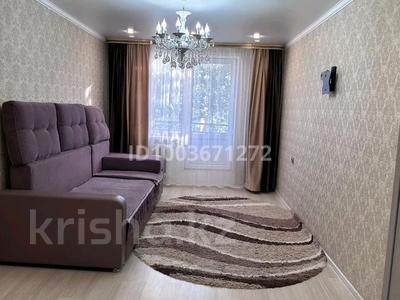 3-комнатная квартира · 68 м² · 4/5 этаж, Юность 79 за 220 000 ₸ в Семее