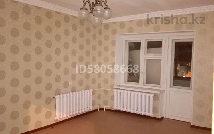 4-бөлмелі пәтер, 105 м², 6/6 қабат, Гарышкерлер 15 а, бағасы: 31.5 млн 〒 в Жезказгане — фото 21