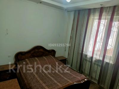 2-комнатная квартира · 55 м² · 1/5 этаж, Абая Ташкентская 155 за 130 000 〒 в Таразе