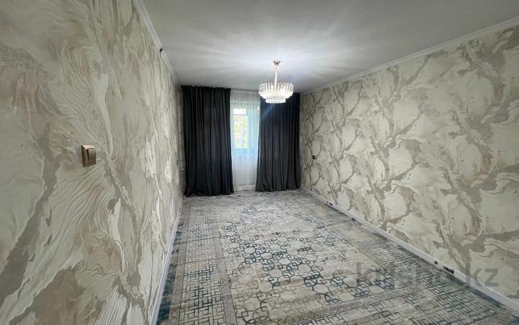 3-бөлмелі пәтер · 60 м² · 4/5 қабат, 8-шағынаудан, Октябрьская, бағасы: 18.8 млн ₸ в Шымкенте, Туран р-н — фото 2