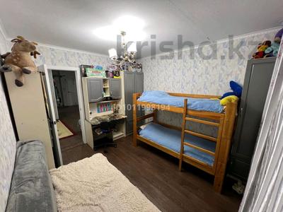 4-бөлмелі пәтер · 60.4 м², Ленинградская 81 — Дом СЭС, бағасы: 13.5 млн ₸ в Шахтинске