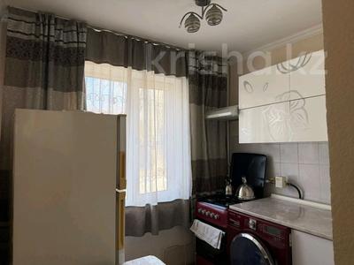 1-бөлмелі пәтер · 32 м² · 1/5 қабат, Абая 27, бағасы: 16 млн ₸ в 