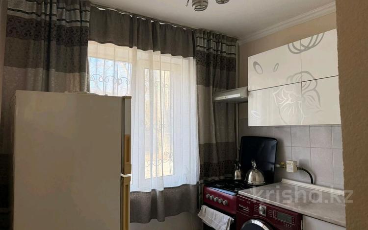 1-бөлмелі пәтер · 32 м² · 1/5 қабат, Абая 27, бағасы: 16 млн ₸ в  — фото 2