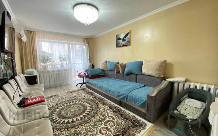 3-комнатная квартира · 63 м² · 3/5 этаж, Майкудук, 16й микрорайон 9 за 14.5 млн ₸ в Караганде, Алихана Бокейханова р-н — фото 2