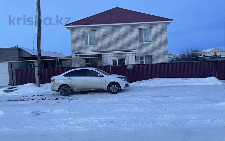 Жеке үй · 6 бөлме · 180 м² · 10 жүзд., Достык 15/1 — Науша батыр, бағасы: 37 млн ₸ в Жаик-2 — фото 2