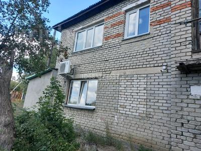 3-комнатная квартира · 67 м² · 2/2 этаж, Рыжова 126 за 6.8 млн 〒 в Петропавловске