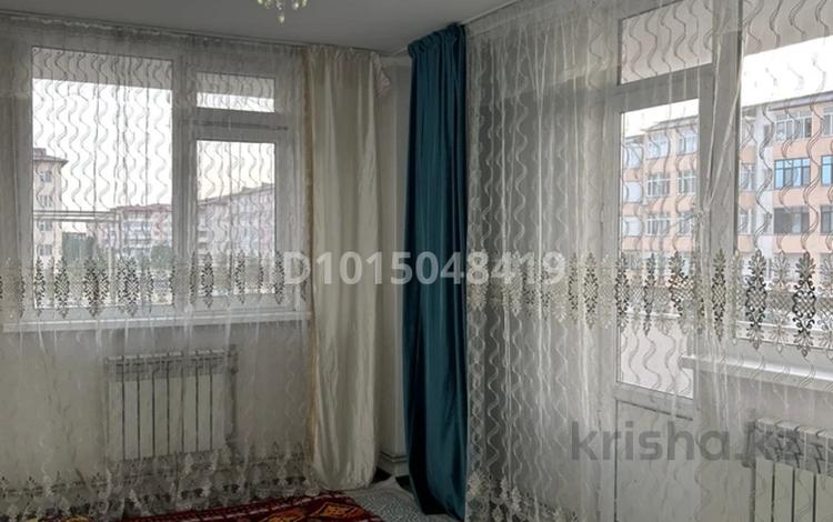 2-бөлмелі пәтер · 60 м², Арай-2 ш/а. 6, бағасы: 110 000 ₸ в Таразе, мкр Арай-2 — фото 3