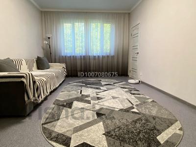3-бөлмелі пәтер · 62 м² · 2/2 қабат, мкр Михайловка , Баженова 158а, бағасы: 20 млн ₸ в Караганде, Казыбек би р-н