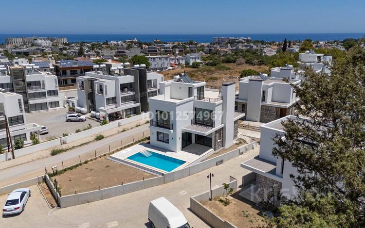 Жеке үй · 4 бөлме · 232 м² · 5.1 сот., ÇIĞDEM SOK ETREMIT EDREVILLE BY ÖZYALÇIN SITESI, бағасы: 390 млн ₸ в Гирне — фото 2