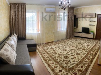 3-бөлмелі пәтер · 60 м² · 1/2 қабат, Байтасова 4, бағасы: 180 000 ₸ в Таразе