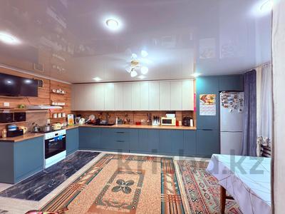Отдельный дом · 6 комнат · 176.6 м² · 7 сот., Тельмана 33 за 40.2 млн ₸ в Семее
