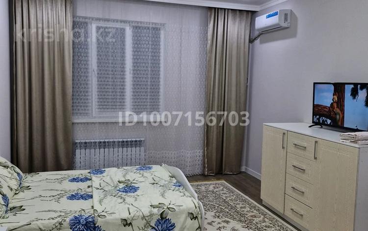 1-комнатная квартира · 48 м² · 3/8 этаж, 20-й мкр 9 за 150 000 ₸ в Актау — фото 2