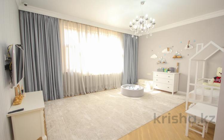 4-комнатная квартира · 175.4 м² · 5/6 этаж, мкр Мирас 128 за 142 млн ₸ в Алматы, Бостандыкский р-н — фото 52