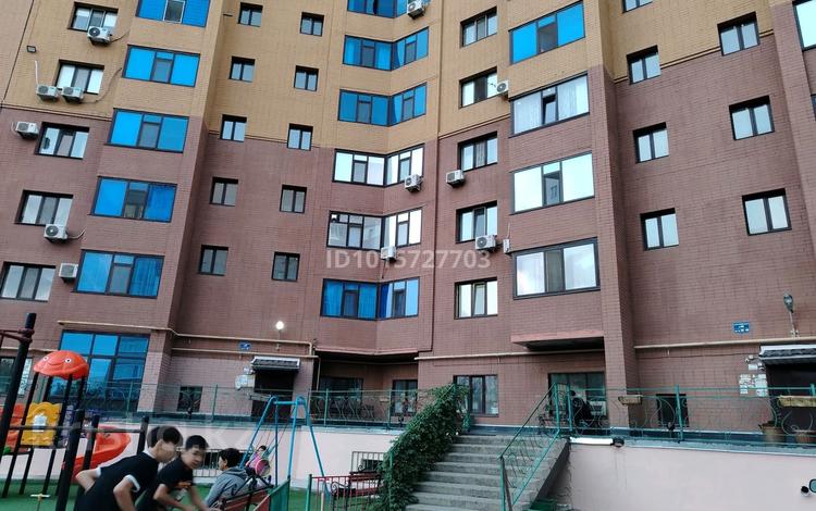 1-комнатная квартира · 40 м² · 9/9 этаж, мкр 5, Тлепбергенова 80 за 170 000 ₸ в Актобе — фото 2