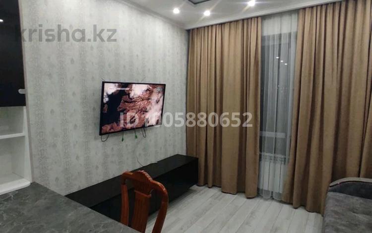 1-бөлмелі пәтер · 58 м² · 5/10 қабат, Муратбаева 14, бағасы: 2 000 〒 в Алматы, Алмалинский р-н — фото 5