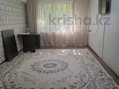 3-комнатная квартира, 60 м², 1/5 этаж, самал 4 за 15.5 млн 〒 в Талдыкоргане, мкр Самал