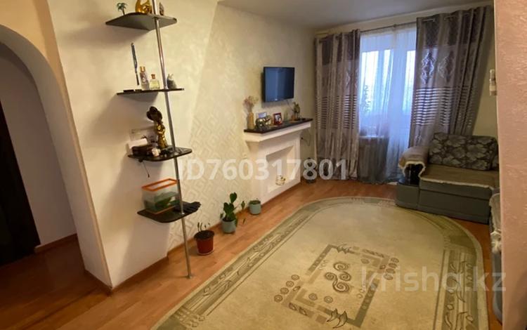 4-комнатная квартира · 87 м² · 5/5 этаж, Сырым Датова 13 — Между бизнес центром Saman и Caspian за 250 000 〒 в Атырау — фото 2