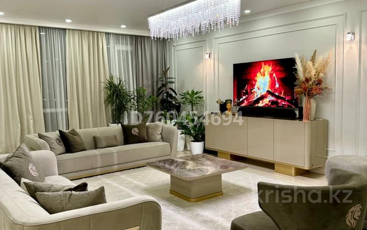 4-комнатная квартира · 140 м² · 6/7 этаж, Гани Ильяева 113/5 — Акпан Батыра за 78 млн 〒 в Шымкенте, Енбекшинский р-н — фото 12