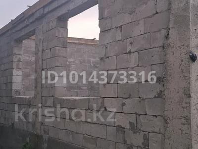 Отдельный дом · 4 комнаты · 120 м² · 6 сот., Фамели маркет магазинген киресин ишке за 10 млн ₸ в Алмалыке