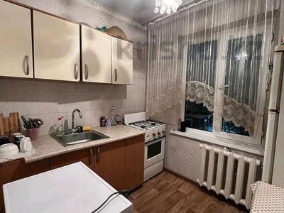 1-комнатная квартира, 30 м², 4/4 этаж, мкр №1 20 за 20 млн 〒 в Алматы, Ауэзовский р-н
