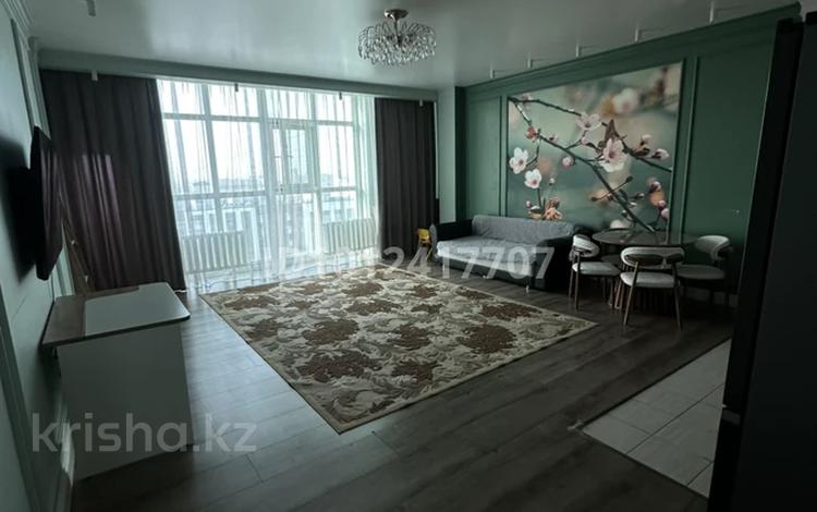 2-комнатная квартира · 93 м² · 18/20 этаж, ул. Кенесары 4 за 300 000 ₸ в Астане, Сарыарка р-н — фото 20