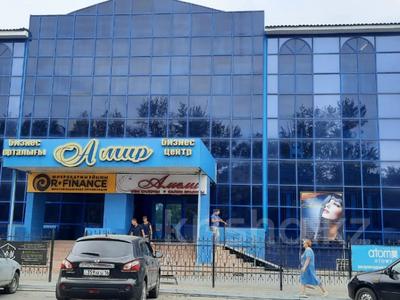 Свободное назначение, офисы · 1000 м² за 5.5 млн 〒 в Семее