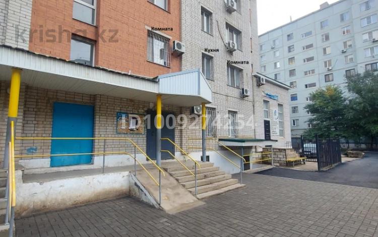 2-бөлмелі пәтер · 66.4 м² · 2/10 қабат, мкр 12 45Д, бағасы: 21 млн ₸ в Актобе — фото 13