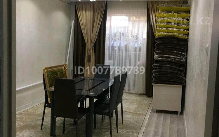 3-комнатная квартира · 75 м² · 5/5 этаж, 1 мкр 26 за 10 млн 〒 в Кульсары — фото 2