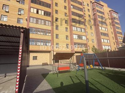2-комнатная квартира · 64 м² · 9/9 этаж, Жамакаева 163 — Район 72 квартал за 39 млн ₸ в Семее